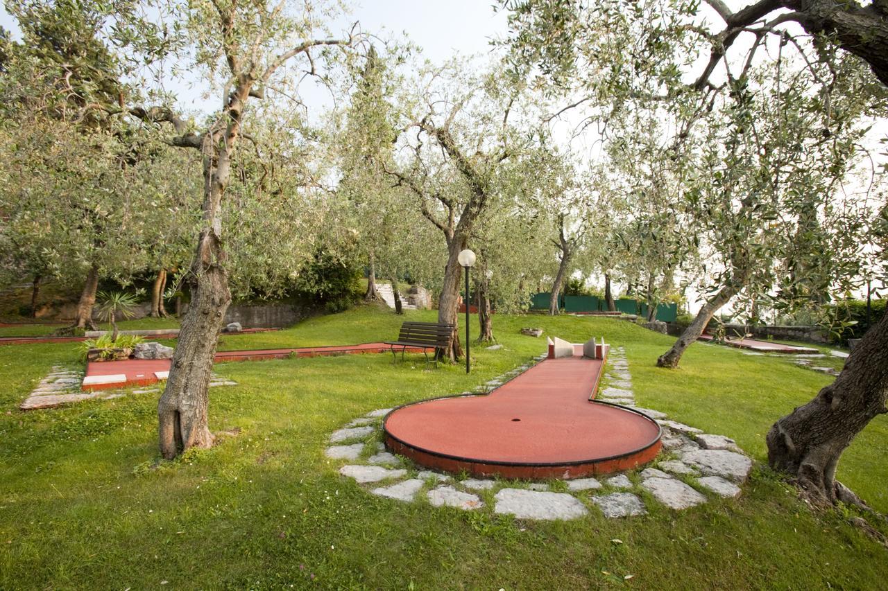Villaggio Albergo Casa E Lago Brenzone sul Garda Exterior foto
