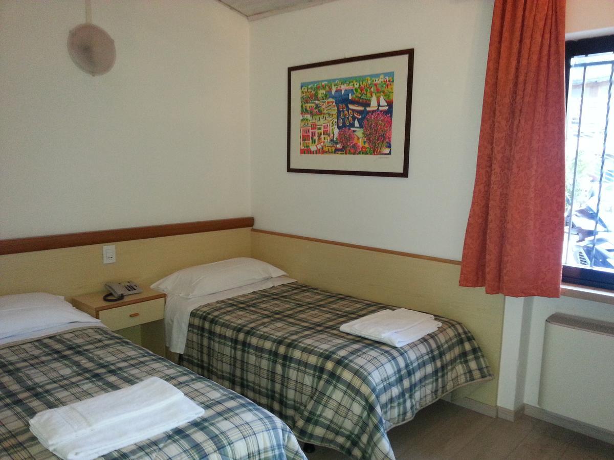 Villaggio Albergo Casa E Lago Brenzone sul Garda Exterior foto